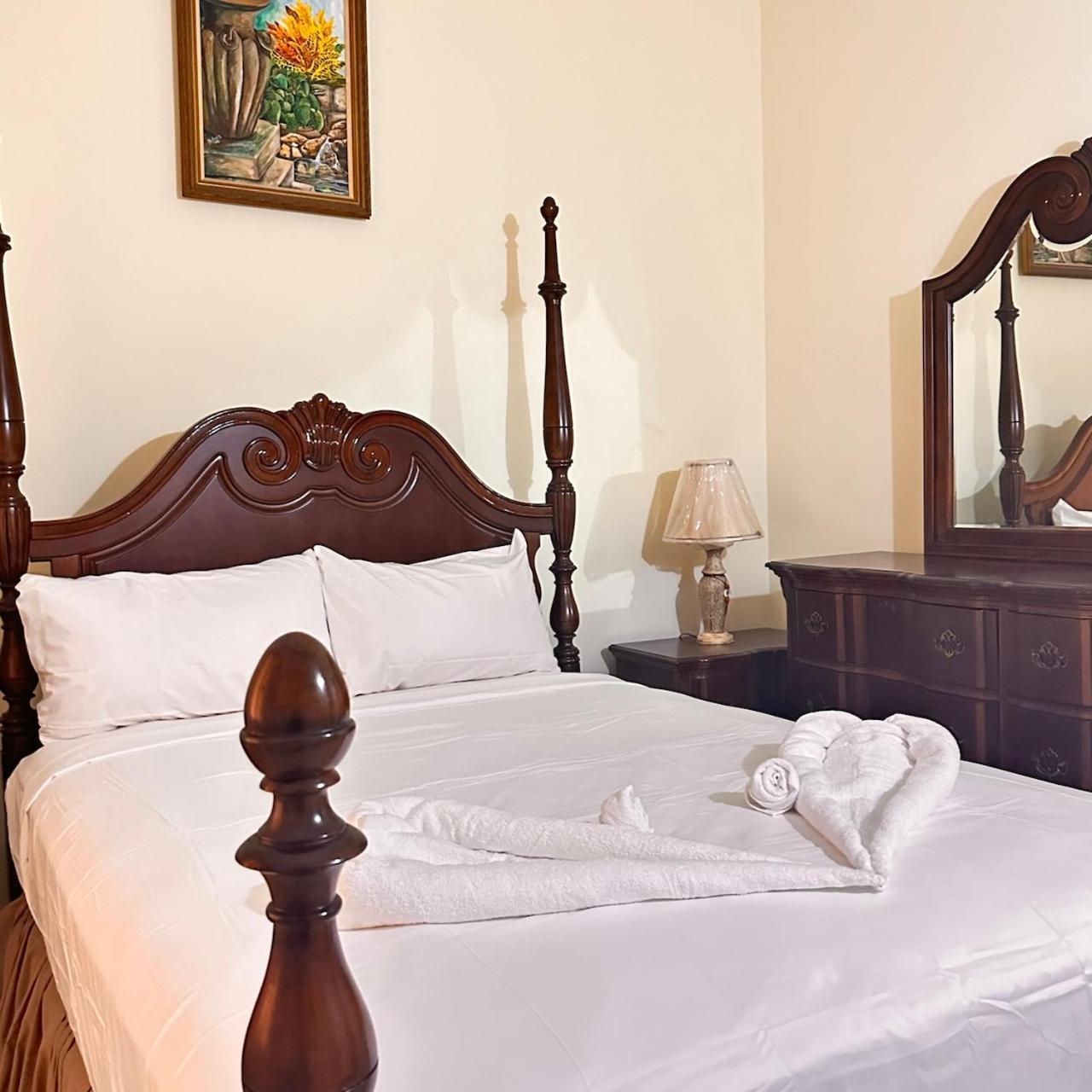 Jamnick Vacation Rentals - Richmond, St Ann, Jamaica Ocho Rios Rom bilde