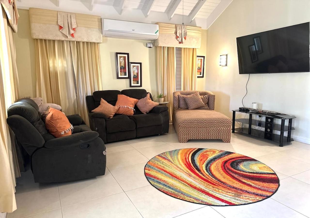 Jamnick Vacation Rentals - Richmond, St Ann, Jamaica Ocho Rios Rom bilde